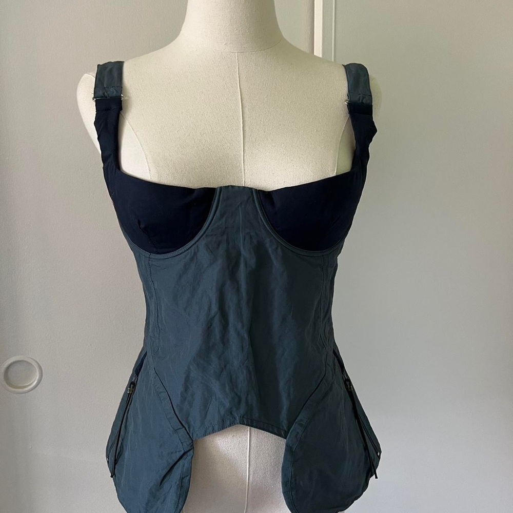 Charlotte Knowles SS19 top